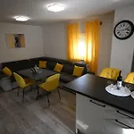 House Ivana * Pula