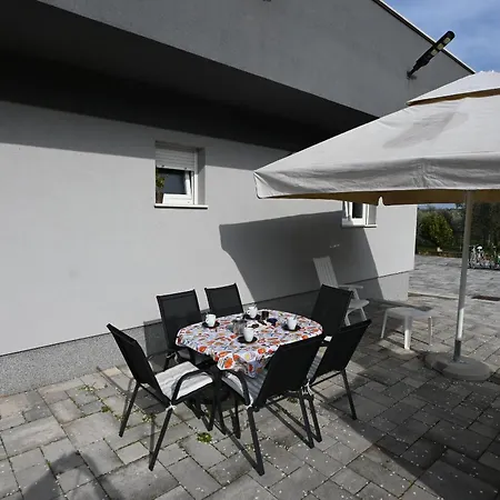 House Ivana
