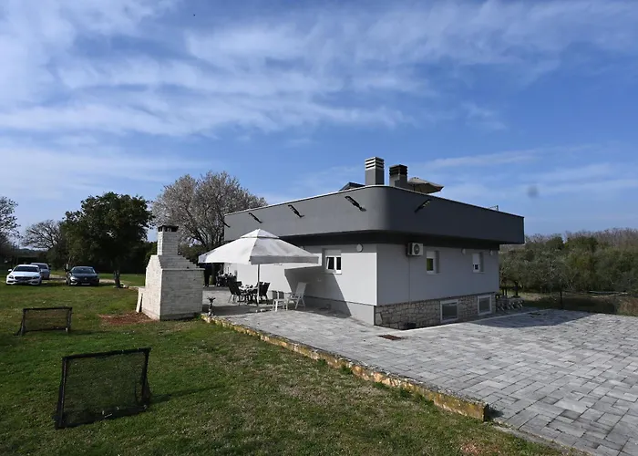 House Ivana 別荘 *